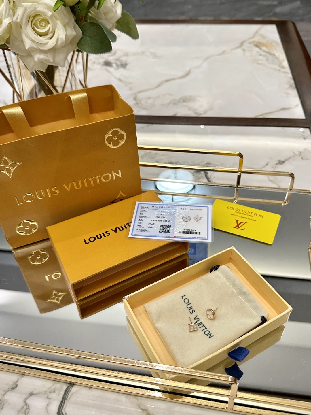 LV jewelry model 38